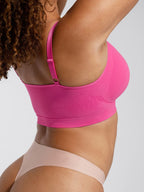 ssamless Shaping Bra with Adjustable Shoulder Straps